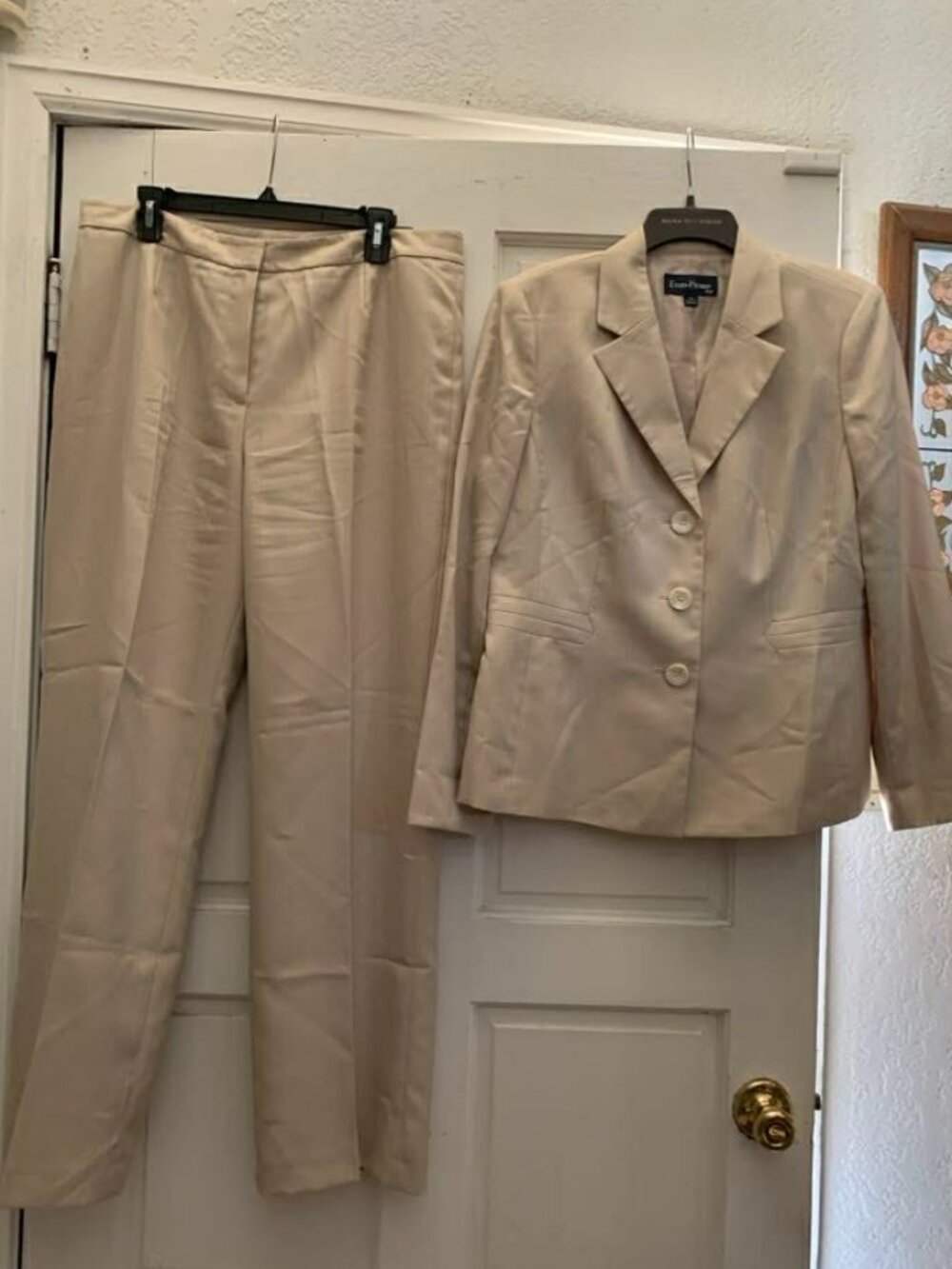 EUC Evan Picone Women's Beige Pant Suit size 14